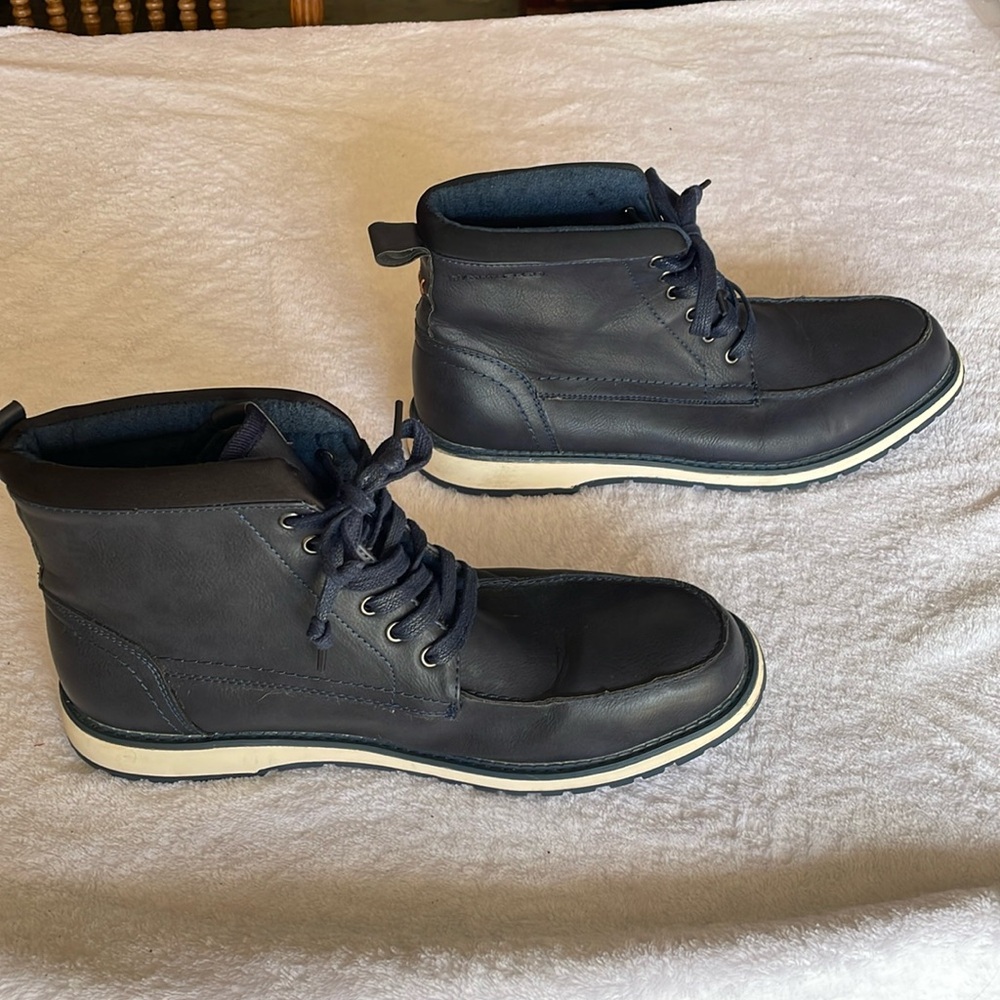 Hawks & Co Men’s Leather Lace-Up Boots size 10